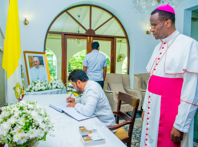 President Offers Condolences at Vatican Embassy on the Passing of His Holiness Pope Francis