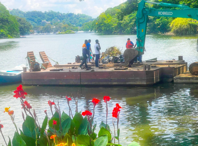 Clean-up Operation of Kandy Lake Following Ten Days of &quot;Siri Dalada Vandanawa&quot;